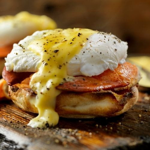 Rosti Eggs Benedict